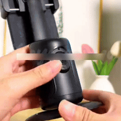 SOPORTE DE CELULAR CON ROTACIÓN INTELIGENTE 360. COMPATIBLE PARA iOS 10. en adelante y ANDROID 8.1 en adelante. 17.2 x 8.5 x 8.4 cm.